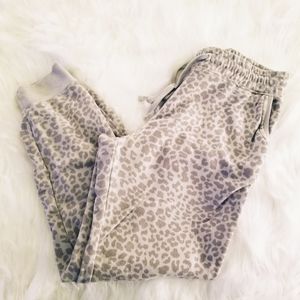 Leopard joggers